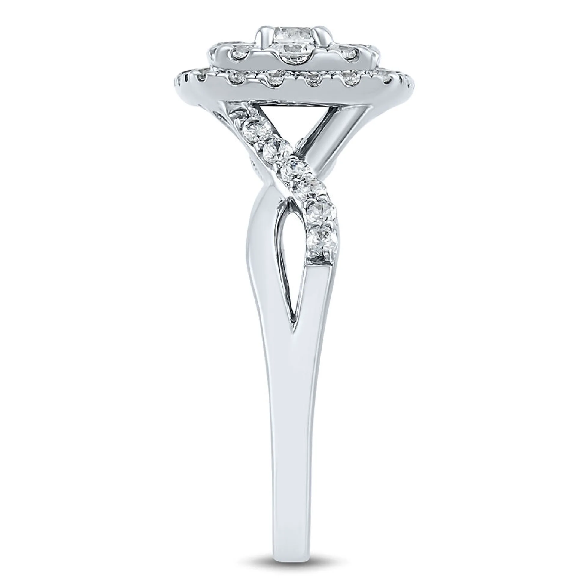 Lab Grown Diamond Cushion Cluster Ring In 14K White Gold (3/4 Ct. Tw.)