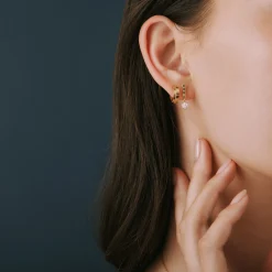 Ribbed Huggie Hoop Earrrings In Vermeil, 11Mm